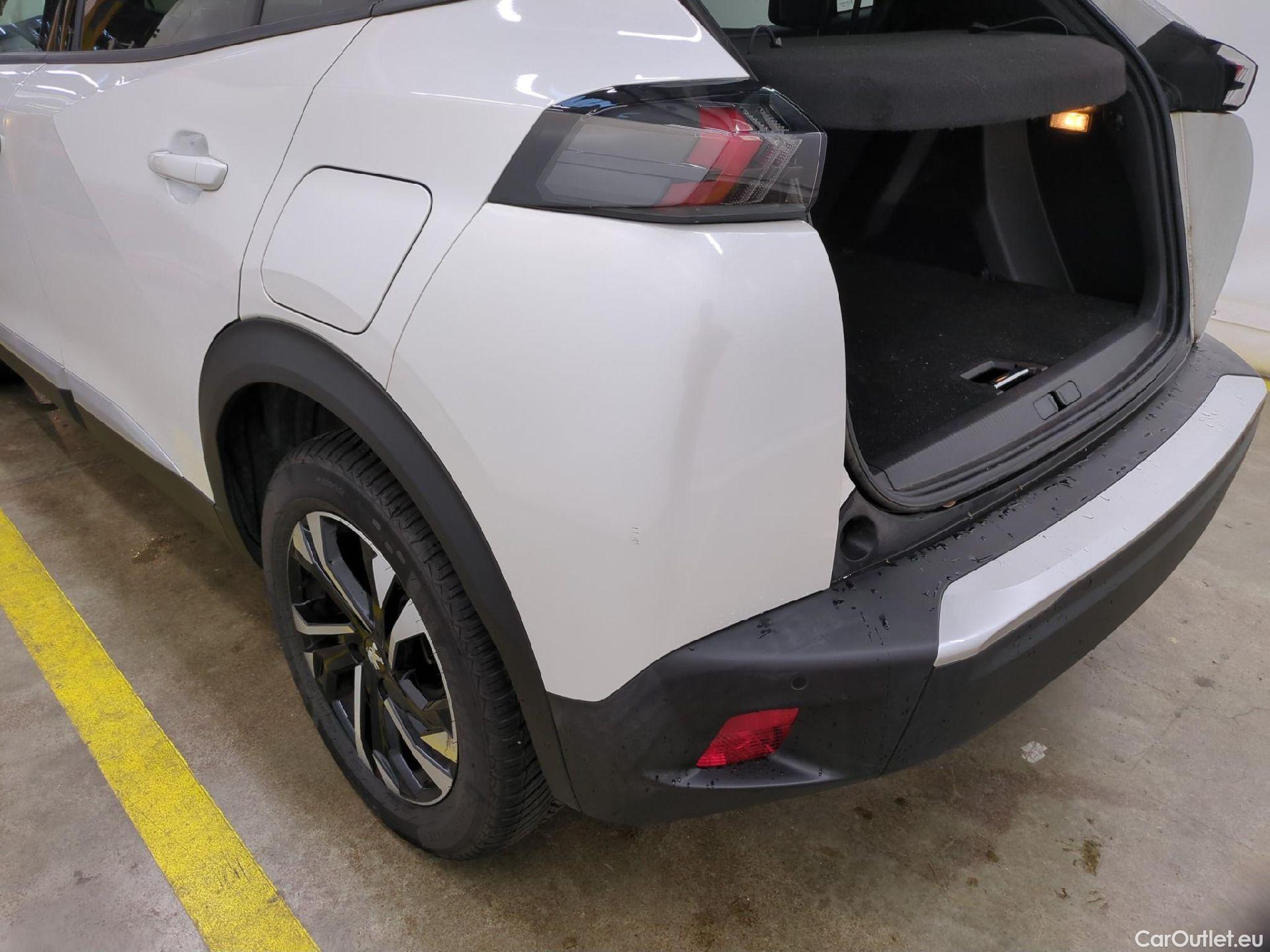  Peugeot  2008  Allure Business 1.5 HDi 130CV BVA8 E6d #9