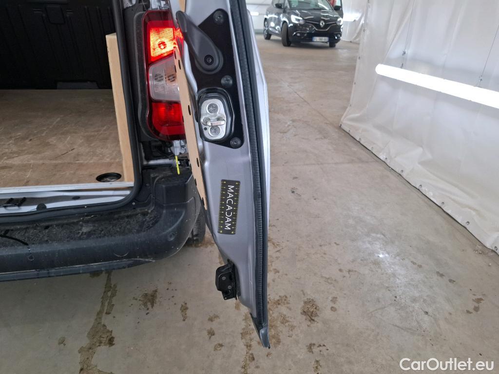  Citroen  Berlingo CITROEN  / 2018 / 4P / Fourgonnette Taille M 650kg PureTech 110 S&S BVM Club #15