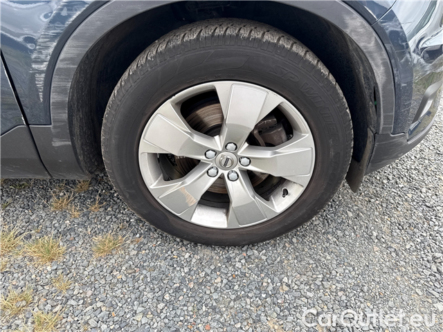  Volvo  XC 40 XC40 B4 Momentum Pro AWD AT #11
