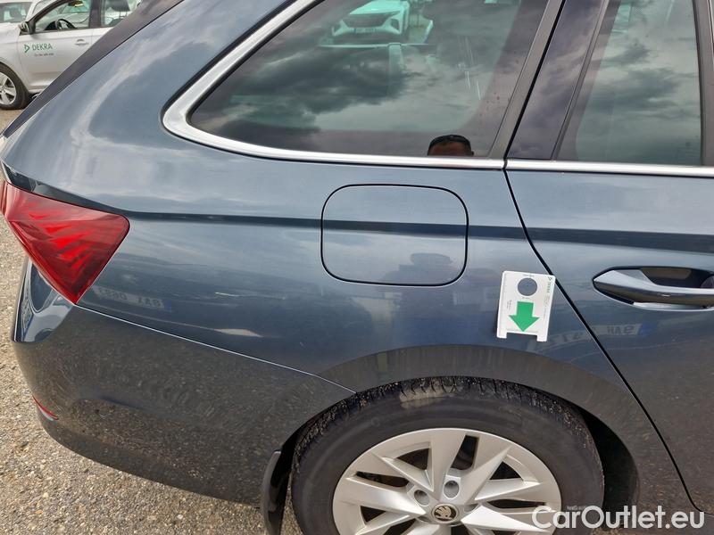  Skoda  Octavia  Combi (NX3)(2020) Oct.Combi 2.0TDI 110 Style AT #3