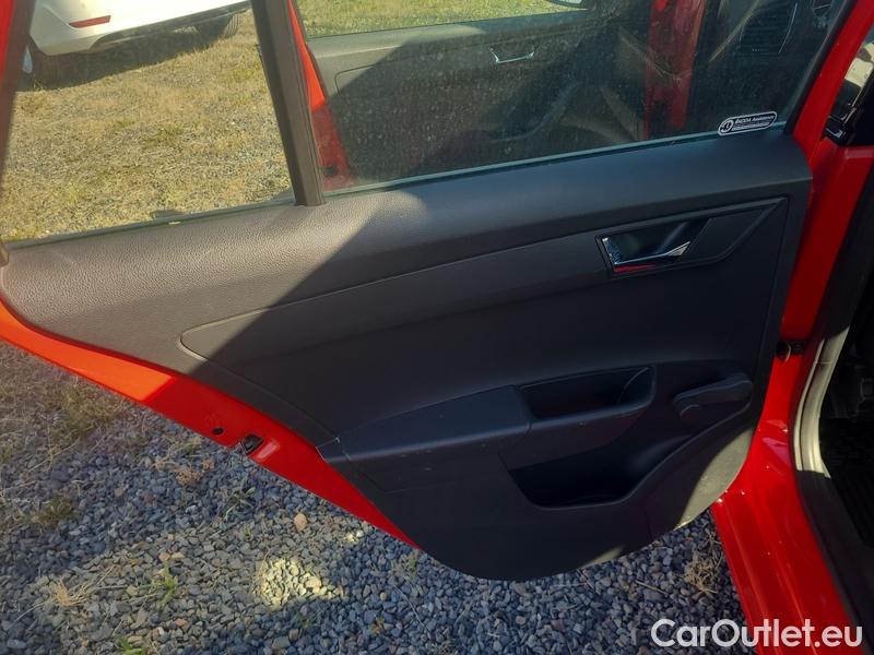  Skoda  Fabia  Combi (2015)  Com.1.0TSI 70 Ambition #27