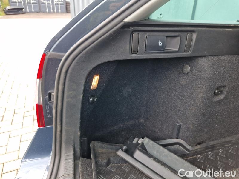  Skoda  Octavia  Combi  (5E5)(03.2017->)  Com TDI 110 Style AT #26