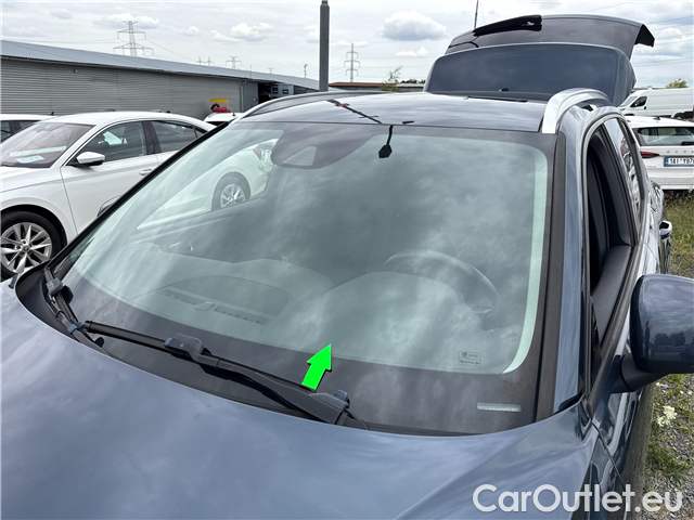  Volvo  XC 40 XC40 B4 Momentum Pro AWD AT #3