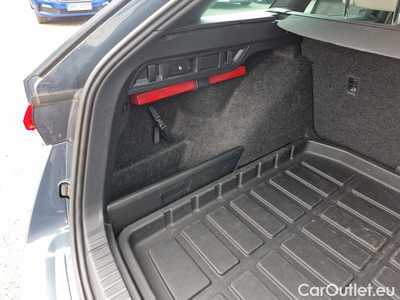 Skoda  Octavia  Combi (NX3)(2020) Oct.Combi 2.0TDI 110 Style AT #14