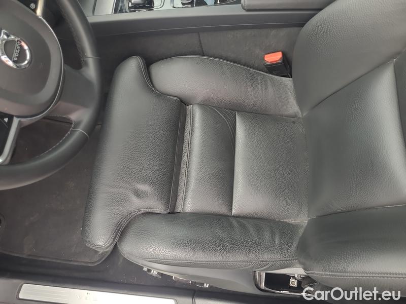  Volvo  S60  (2019)  B5 Ultimate Dark AWD AT #11