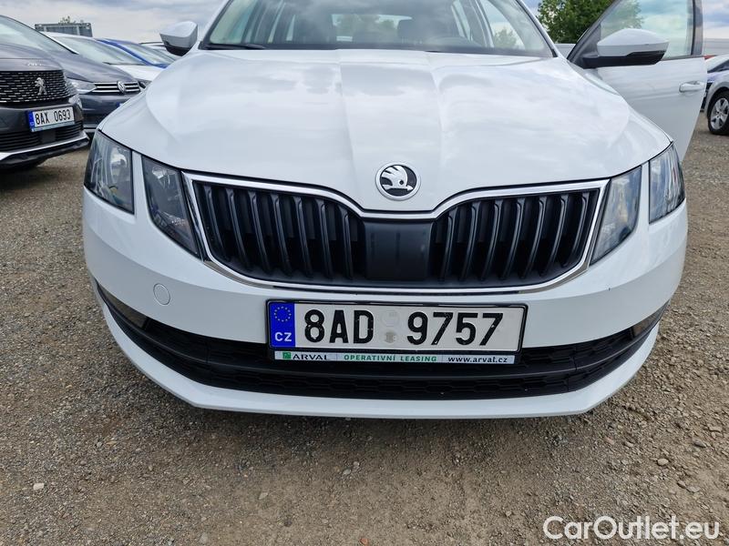 Skoda  Octavia  Combi  (5E5)(03.2017->) Co1.5TSI 110 Ambition #2