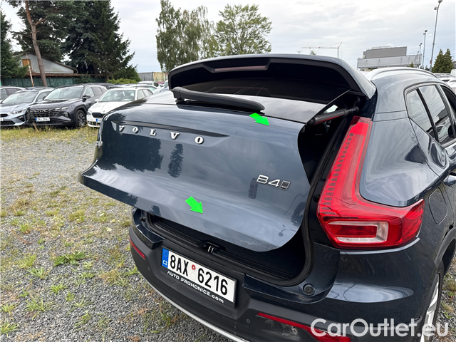  Volvo  XC 40 XC40 B4 Momentum Pro AWD AT #31
