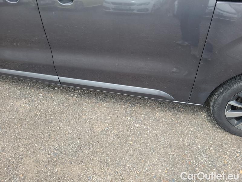  Toyota  Proace  (2016 ->) ProVE 2.0D-4D 180k L2 VIP 5d #18