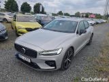 Volvo  S60  (2019)  B5 Ultimate Dark AWD AT 