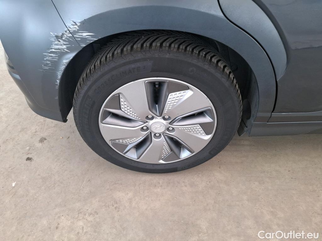  Hyundai  Konna Kona Creative Electrique 2WD 64kWh BVA #85