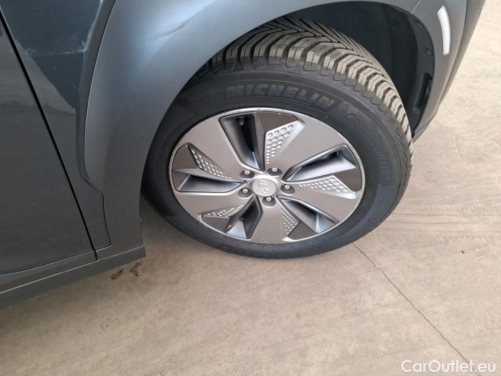  Hyundai  Konna Kona Creative Electrique 2WD 64kWh BVA #70