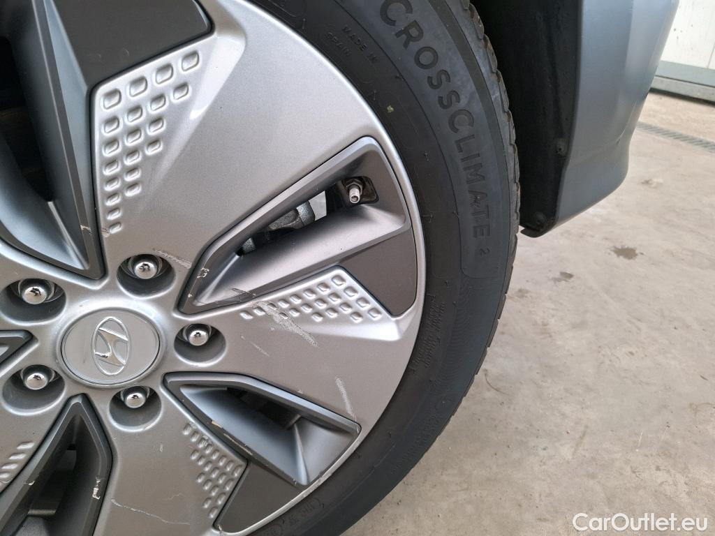  Hyundai  Konna Kona Creative Electrique 2WD 64kWh BVA #101
