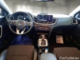  KIA  Cee'd KIA CEED SPORTSWAGON / 2018 / 5P / STATION WAGON 1.6 GDI PHEV 104KW HIGH TECH DCT #3