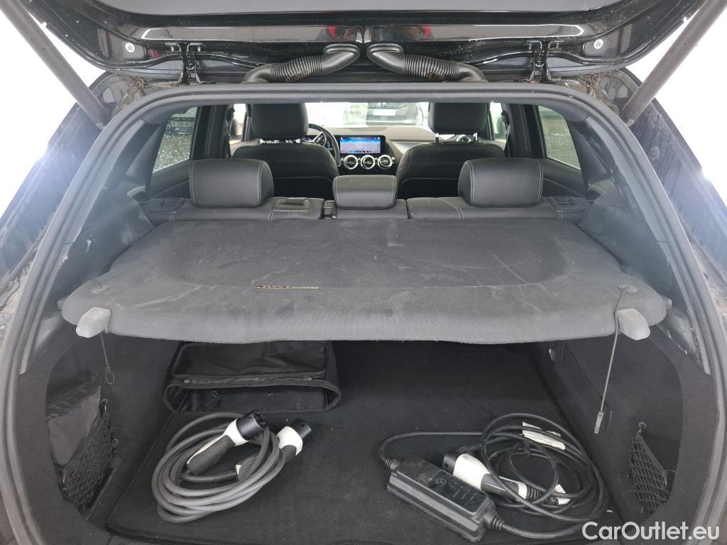  Mercedes  GLA MERCEDES-BENZ  / 2020 / 5P / SUV 1.3  250 e BUSINESS LINE DCT #10
