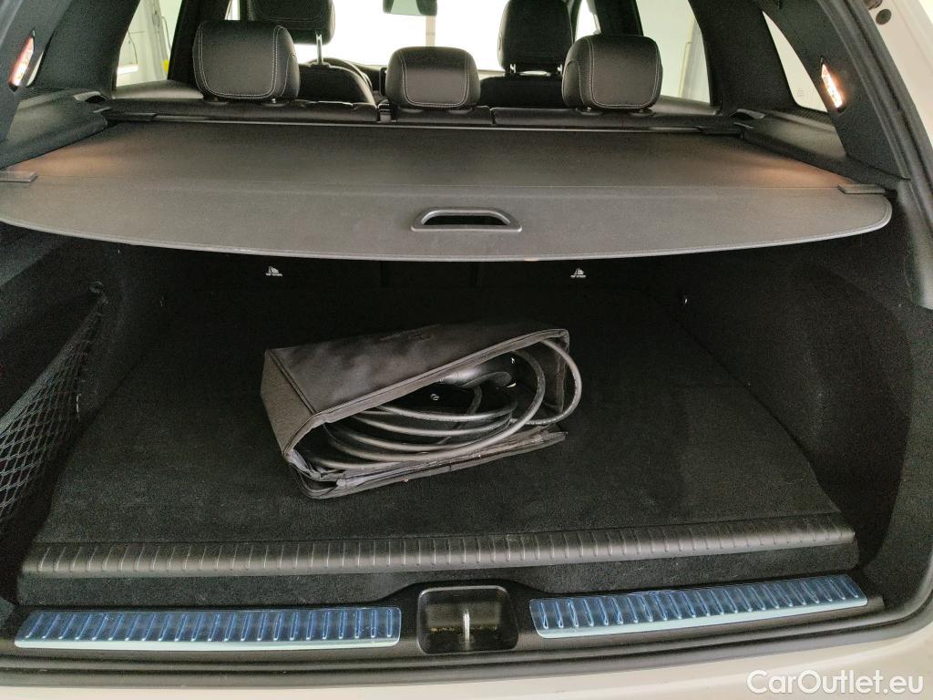  Mercedes  G-Klasee MERCEDES-BENZ GLC / 2019 / 5P / SUV 2.0 GLC 300 DE AMG LINE 4MATIC #3