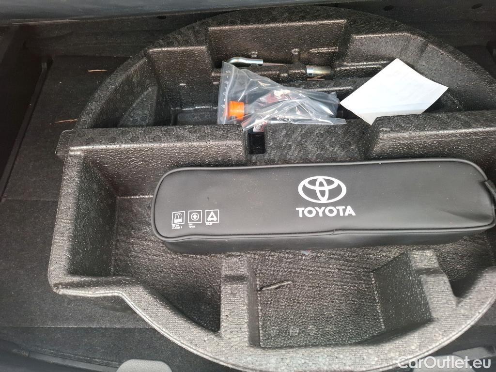  Toyota  Yaris TOYOTA  Hybride / 2017 / 5P / Berline 1.5 VVT-I HYBRID France Business #3