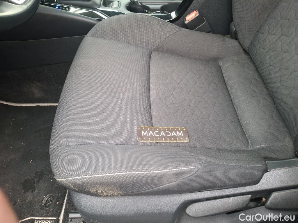  Toyota  Corolla TOYOTA  / 2018 / 5P / Berline Hybride 122h Dynamic Business #4