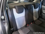  Toyota  Yaris TOYOTA  / 2017 / 5P / BERLINA 1.5 HYBRID BUSINESS #15