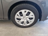  Toyota  Yaris TOYOTA  / 2017 / 5P / BERLINA 1.5 HYBRID BUSINESS #17