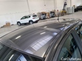  Toyota  Yaris TOYOTA  / 2017 / 5P / BERLINA 1.5 HYBRID BUSINESS #24
