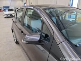  Toyota  Yaris TOYOTA  / 2017 / 5P / BERLINA 1.5 HYBRID BUSINESS #29