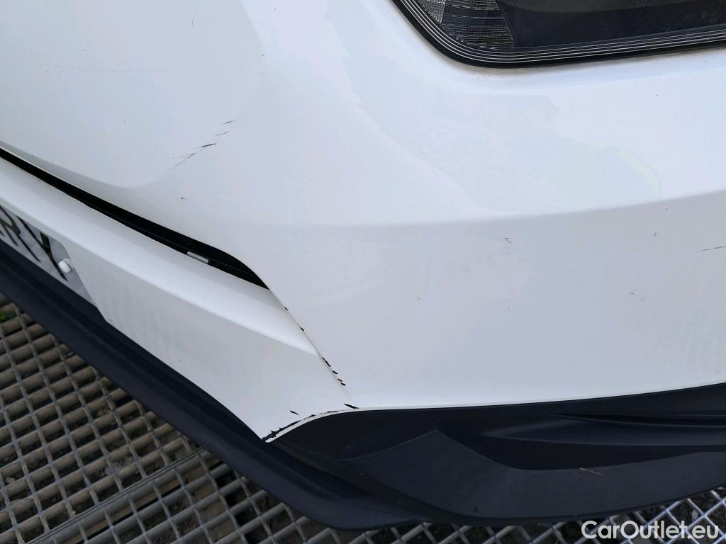  Citroen  Berlingo TOYOTA Proace City / 2020 / 5P / combi 1.5D 96kW (130CV) GX L2 #24