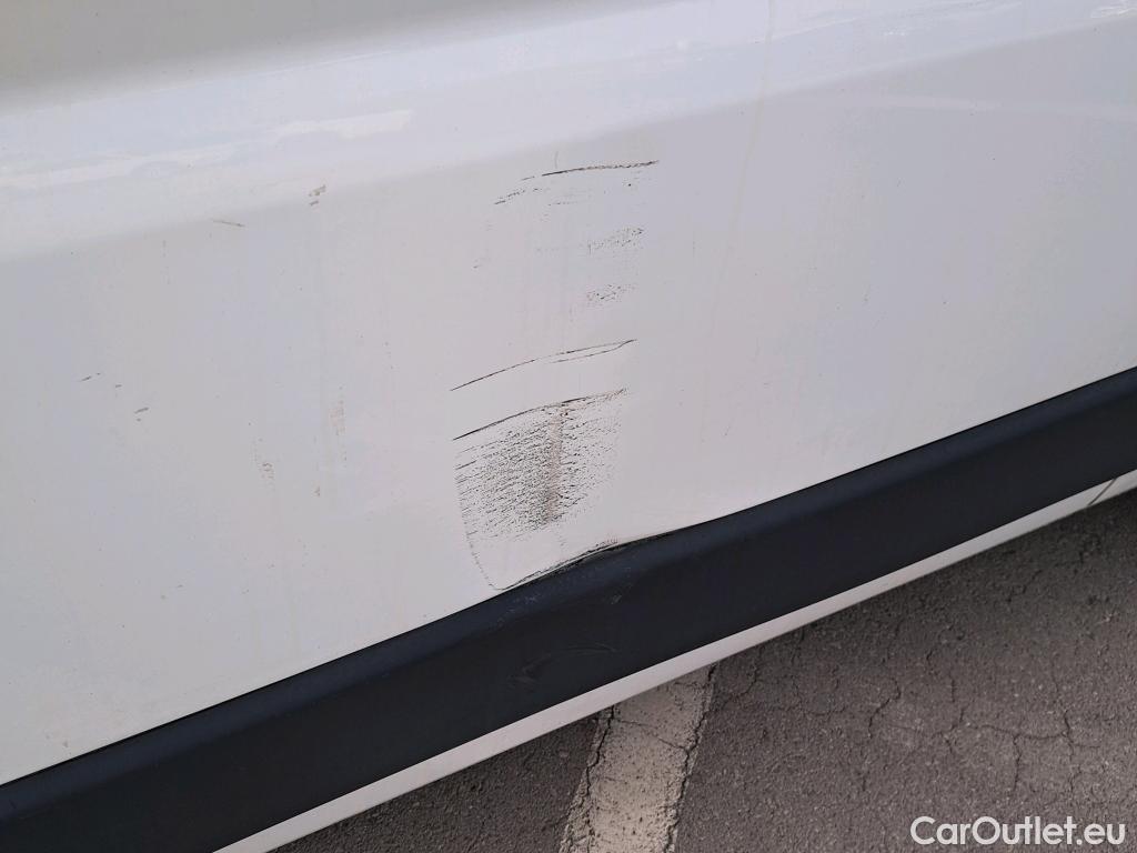  Peugeot  Boxer  Furgón Techo Elevado 333 L2H2 Pro BlueHDi 140 Stop&Start HDi #4