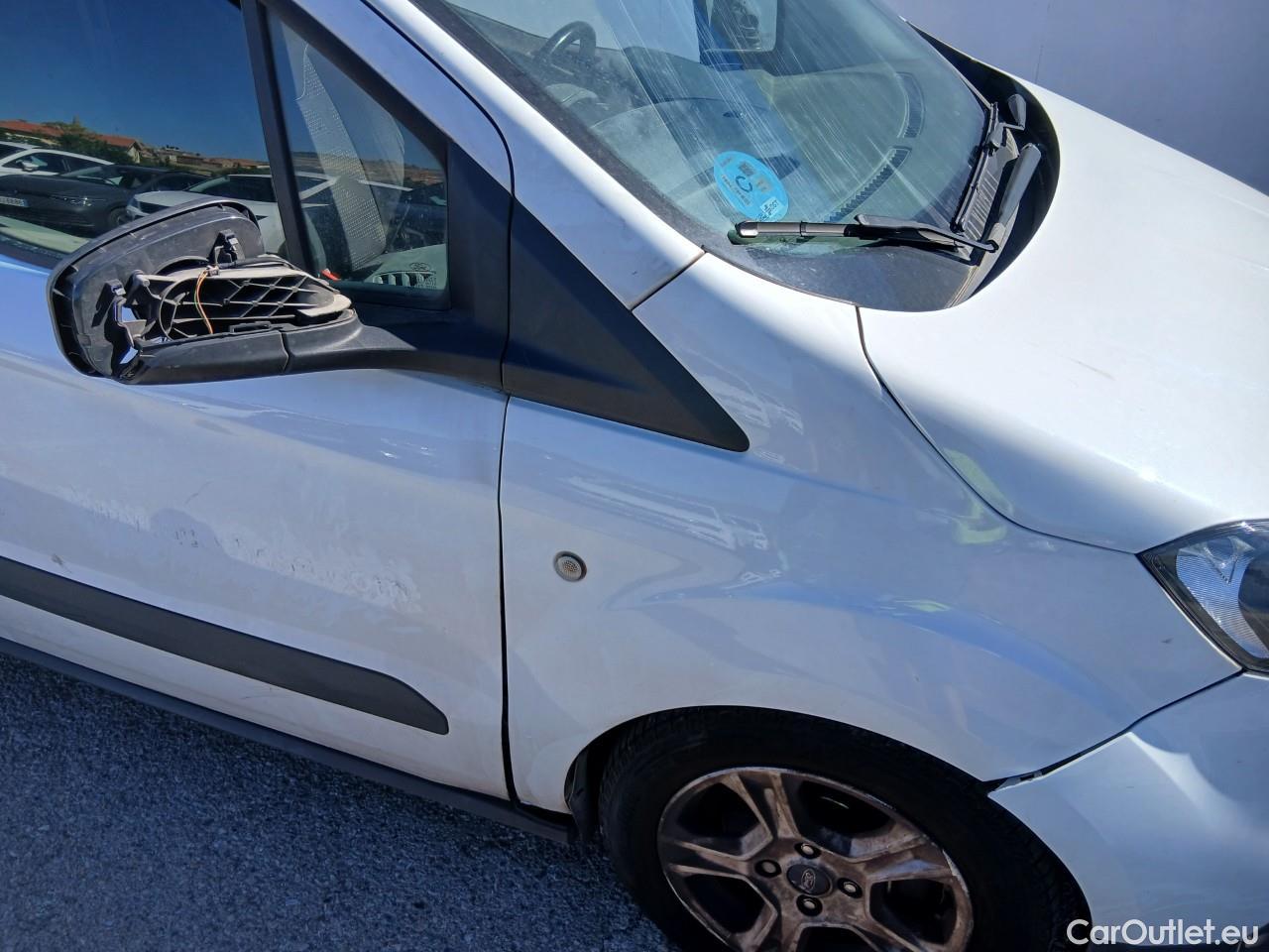  Ford  Transit  Courier Trend 1.5 TDCi 100CV MT6 E6dT #42