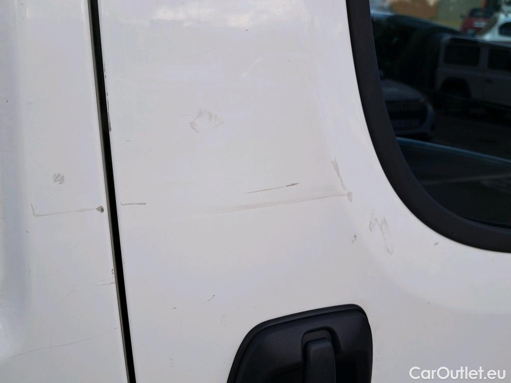  Peugeot  Boxer  Furgón 330 L1H1 Pro BlueHDi 120 Start&Stop HDi #19