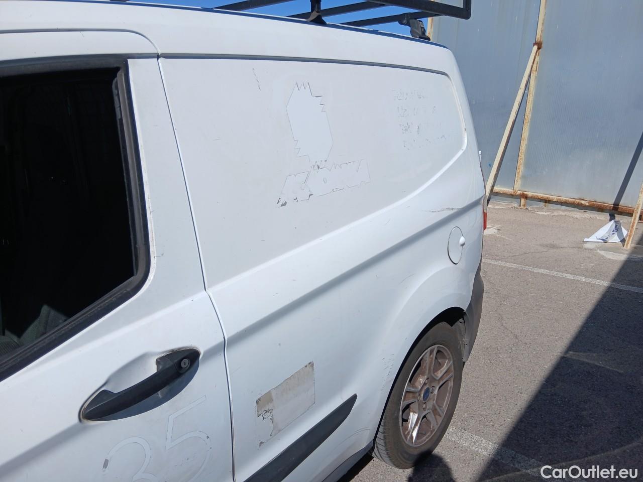  Ford  Transit  Courier Trend 1.5 TDCi 100CV MT6 E6dT #18