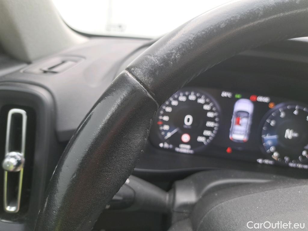  Volvo  XC 40 XC40 Momentum Core 2WD 1.5 130CV MT6 E6d #34