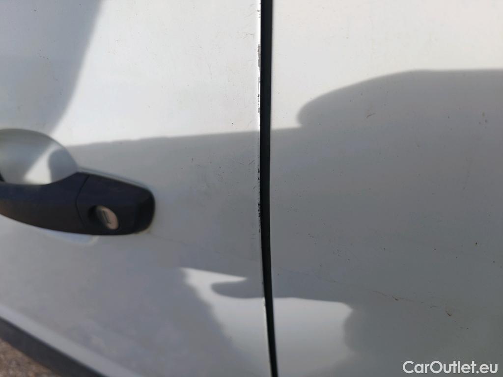  Citroen  Berlingo  Combi Live M 1.5 BlueHDi 100CV MT5 E6dT #11
