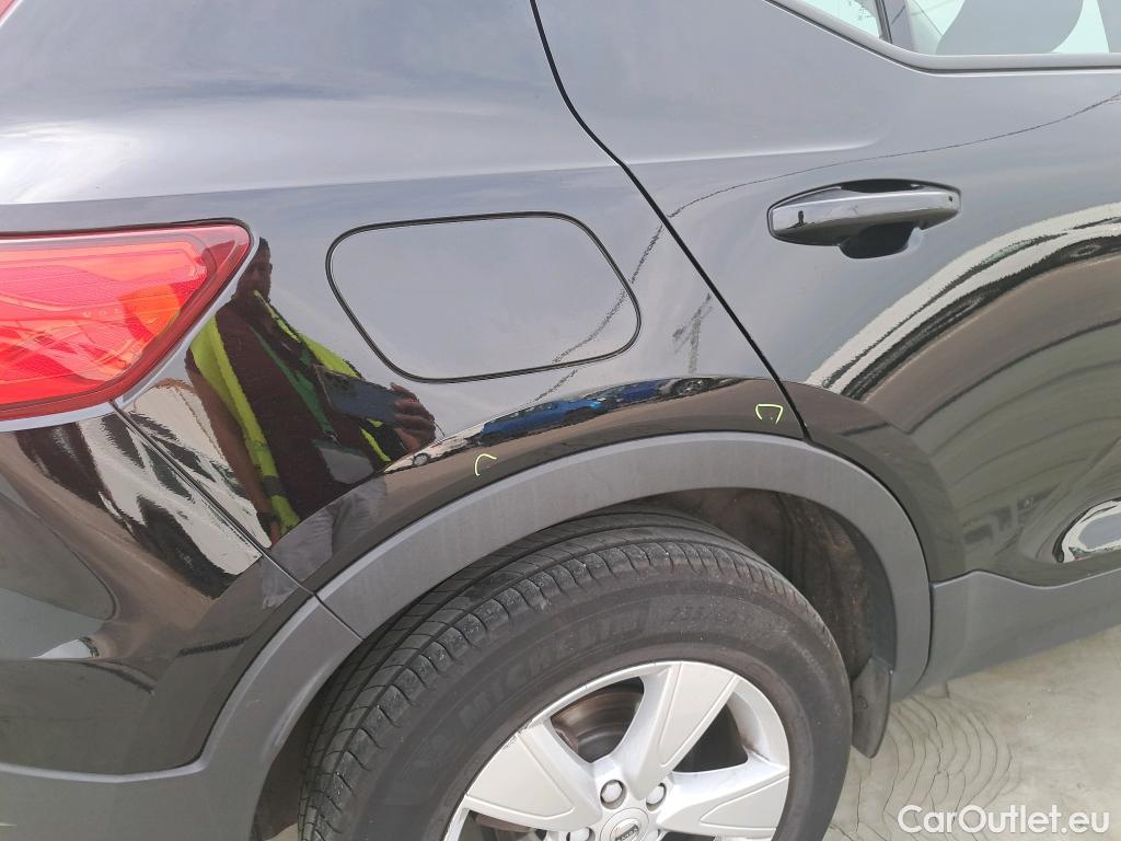  Volvo  XC 40 XC40 Momentum Core 2WD 1.5 130CV MT6 E6d #5