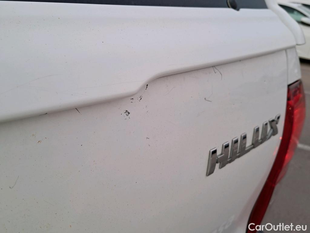  Toyota  Hilux TOYOTA  / 2016 / 4P / pickup 2.4 D-4D Cabina Doble GX #7