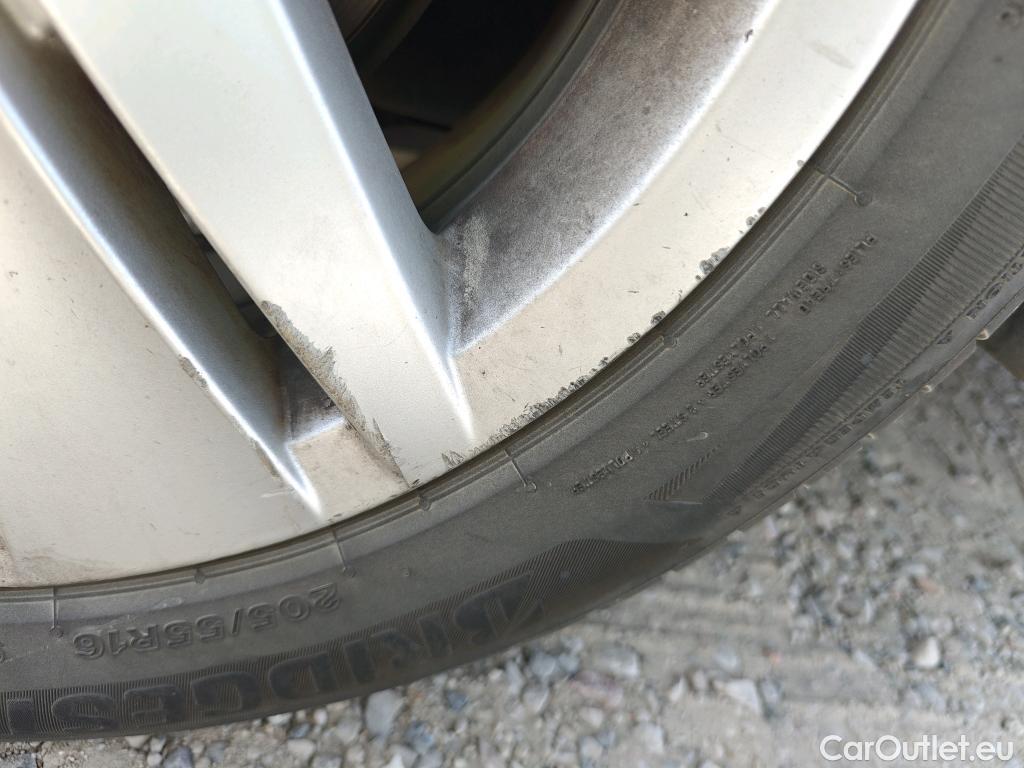  Volkswagen  Golf  VIII Berlina 2.0 TDI 115CV MT6 E6dT #19