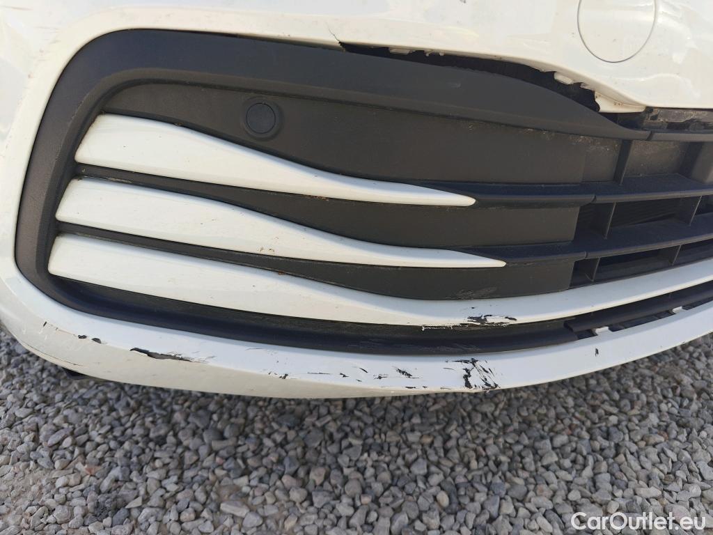  Volkswagen  Golf  VIII Berlina 2.0 TDI 115CV MT6 E6dT #9
