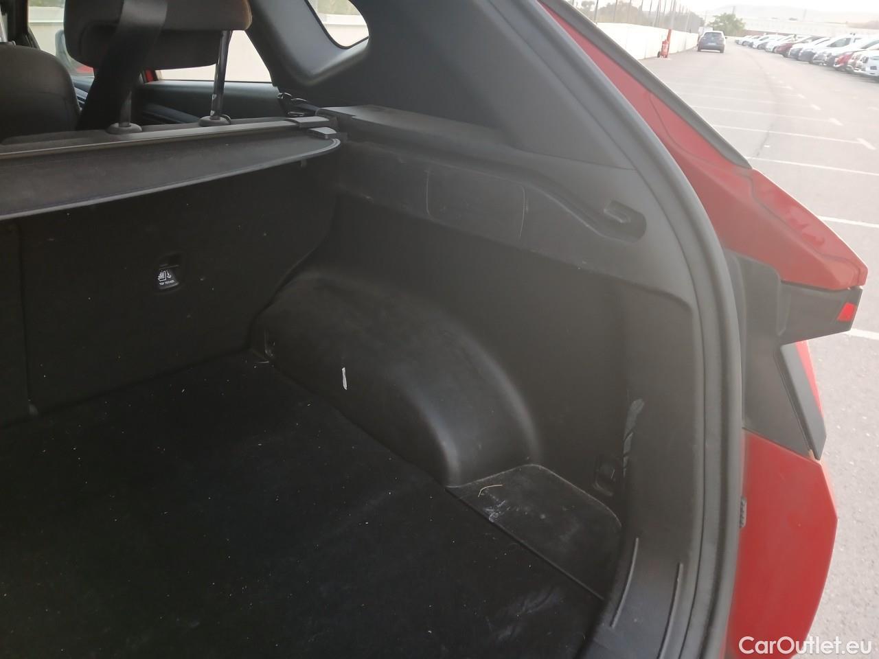  Hyundai  Tucson HYUNDAI  / 2020 / 5P / todoterreno 1.6 CRDI 100kW (136CV) 48V Maxx DCT #9