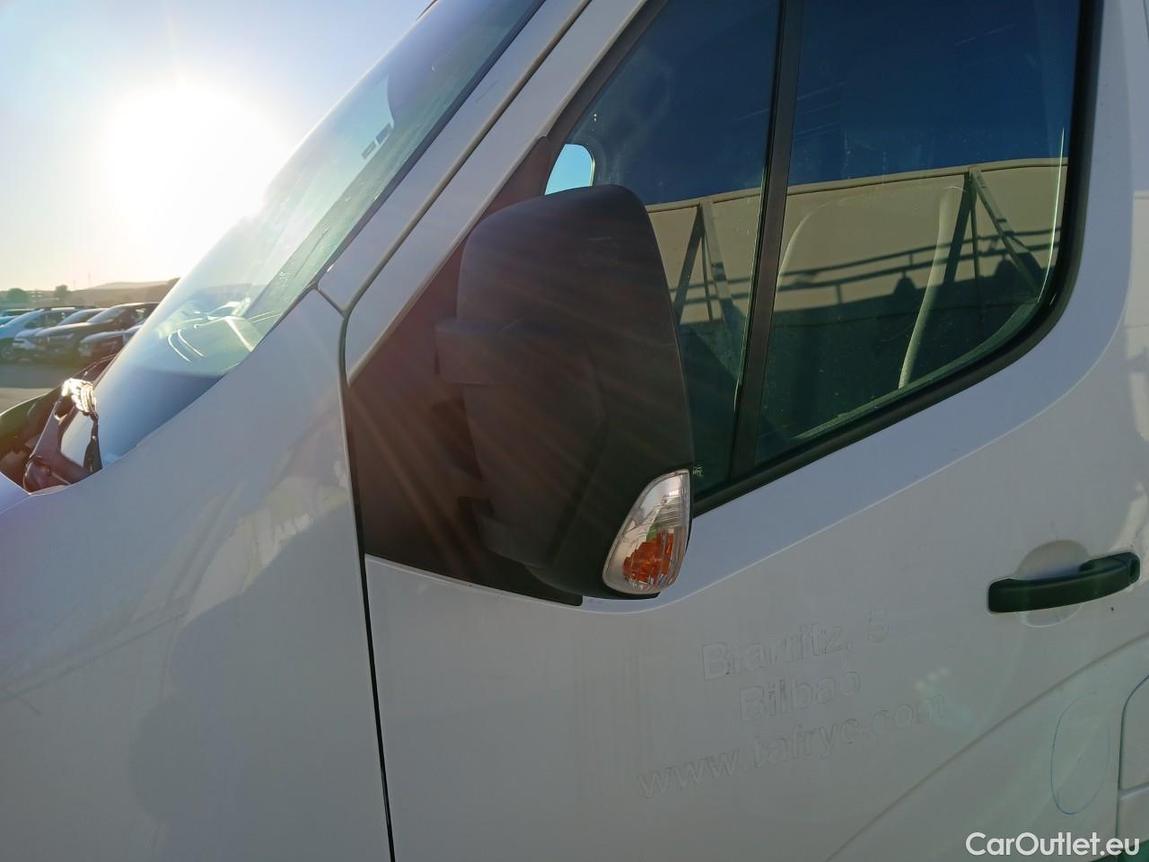  Opel  Movano OPEL  / 2010 / 4P / furgón 2.3 CDTI 96kW (130CV) L1 H1 F 2.8t #33