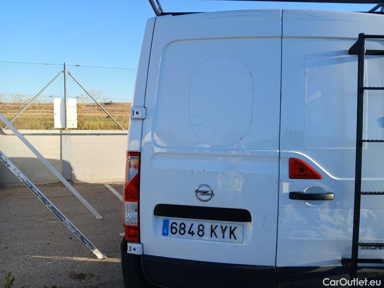 Opel  Movano OPEL  / 2010 / 4P / furgón 2.3 CDTI 96kW (130CV) L1 H1 F 2.8t #46