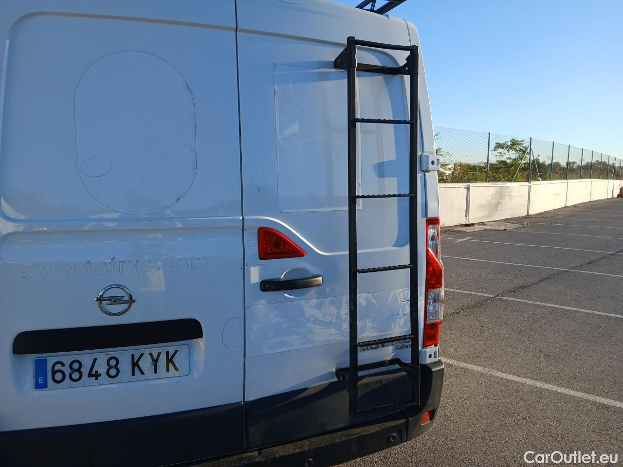  Opel  Movano OPEL  / 2010 / 4P / furgón 2.3 CDTI 96kW (130CV) L1 H1 F 2.8t #48