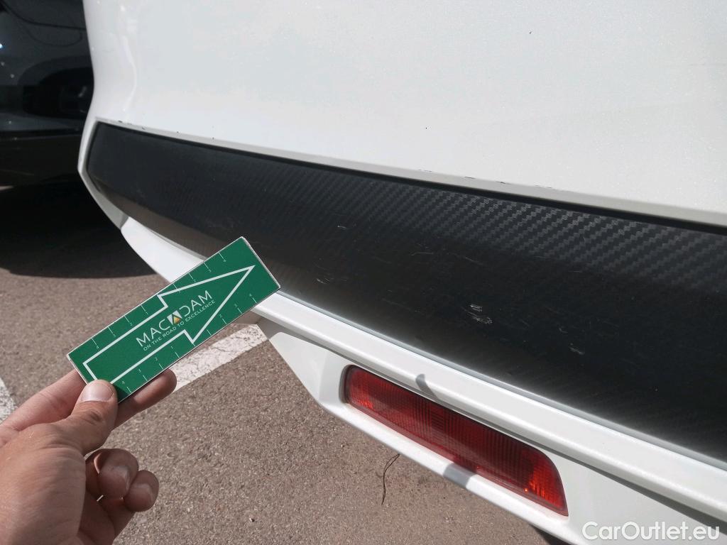  Nissan  Micra NISSAN  / 2017 / 5P / berlina con portón IG-T 68 kW (92 CV) E6D-F Visia #22