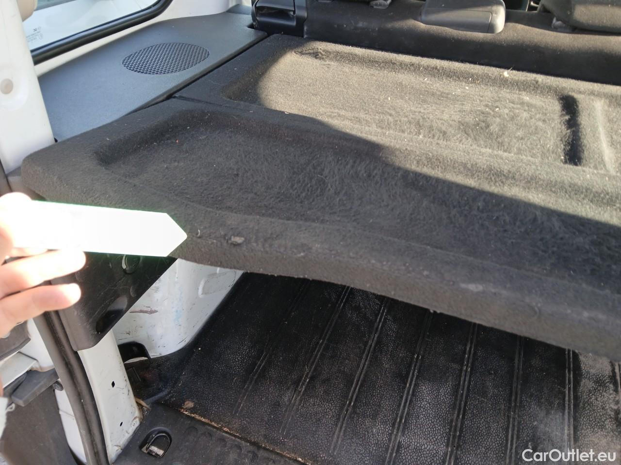  Renault  Kangoo  II Profesional 1.5 dCi 70CV MT5 E4 #26