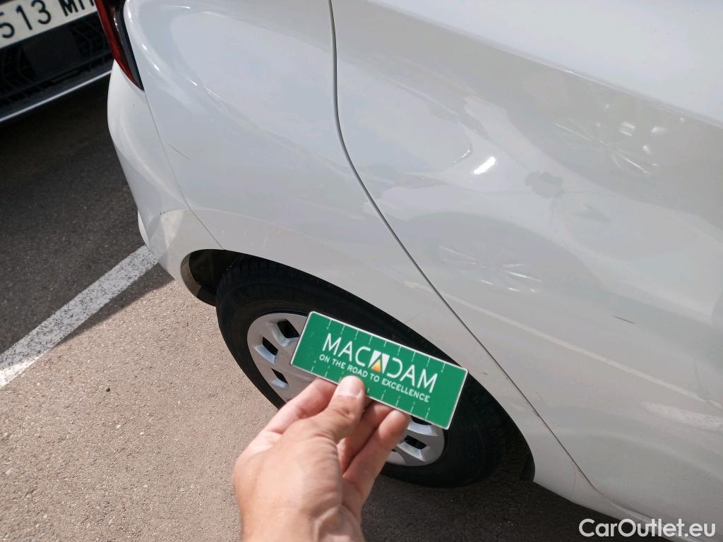  Nissan  Micra NISSAN  / 2017 / 5P / berlina con portón IG-T 68 kW (92 CV) E6D-F Visia #6