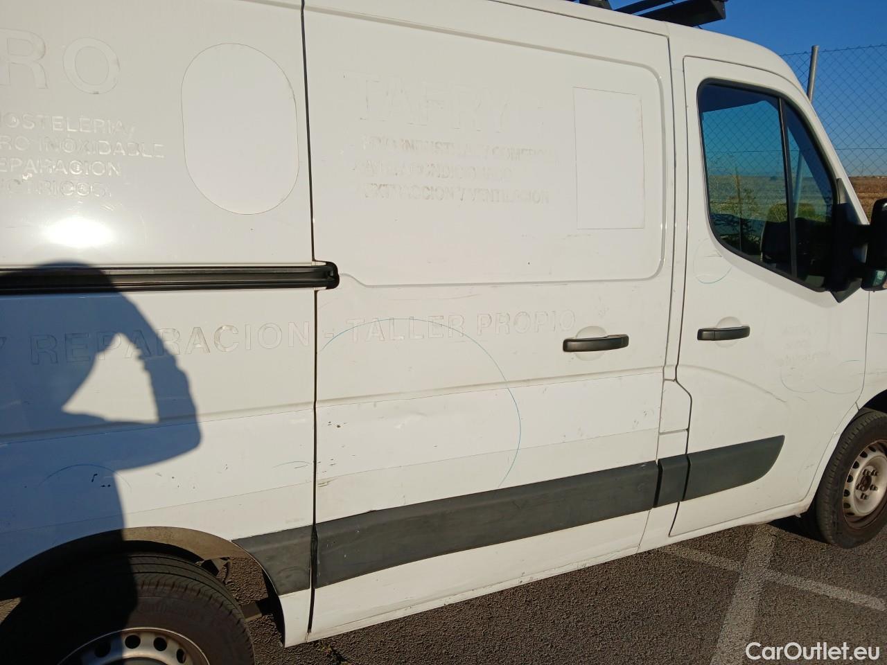  Opel  Movano OPEL  / 2010 / 4P / furgón 2.3 CDTI 96kW (130CV) L1 H1 F 2.8t #59