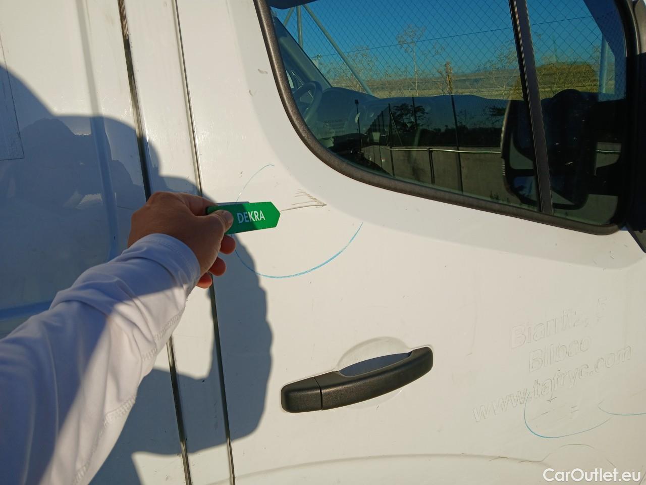  Opel  Movano OPEL  / 2010 / 4P / furgón 2.3 CDTI 96kW (130CV) L1 H1 F 2.8t #63