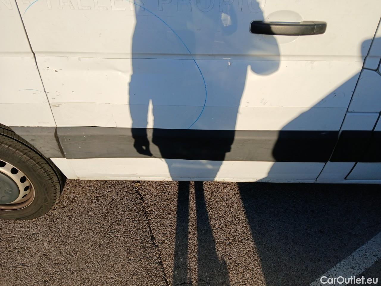  Opel  Movano OPEL  / 2010 / 4P / furgón 2.3 CDTI 96kW (130CV) L1 H1 F 2.8t #68