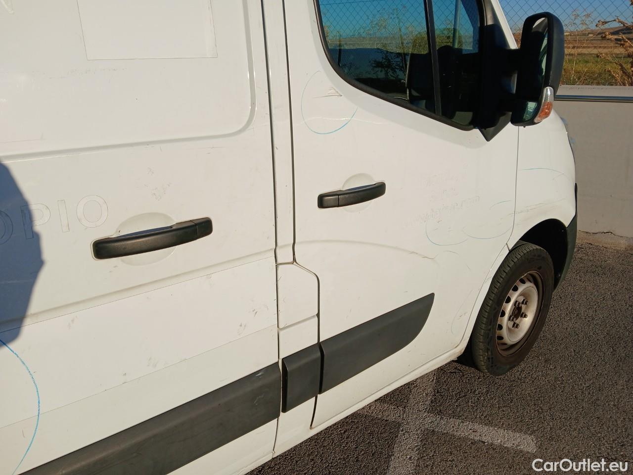  Opel  Movano OPEL  / 2010 / 4P / furgón 2.3 CDTI 96kW (130CV) L1 H1 F 2.8t #64