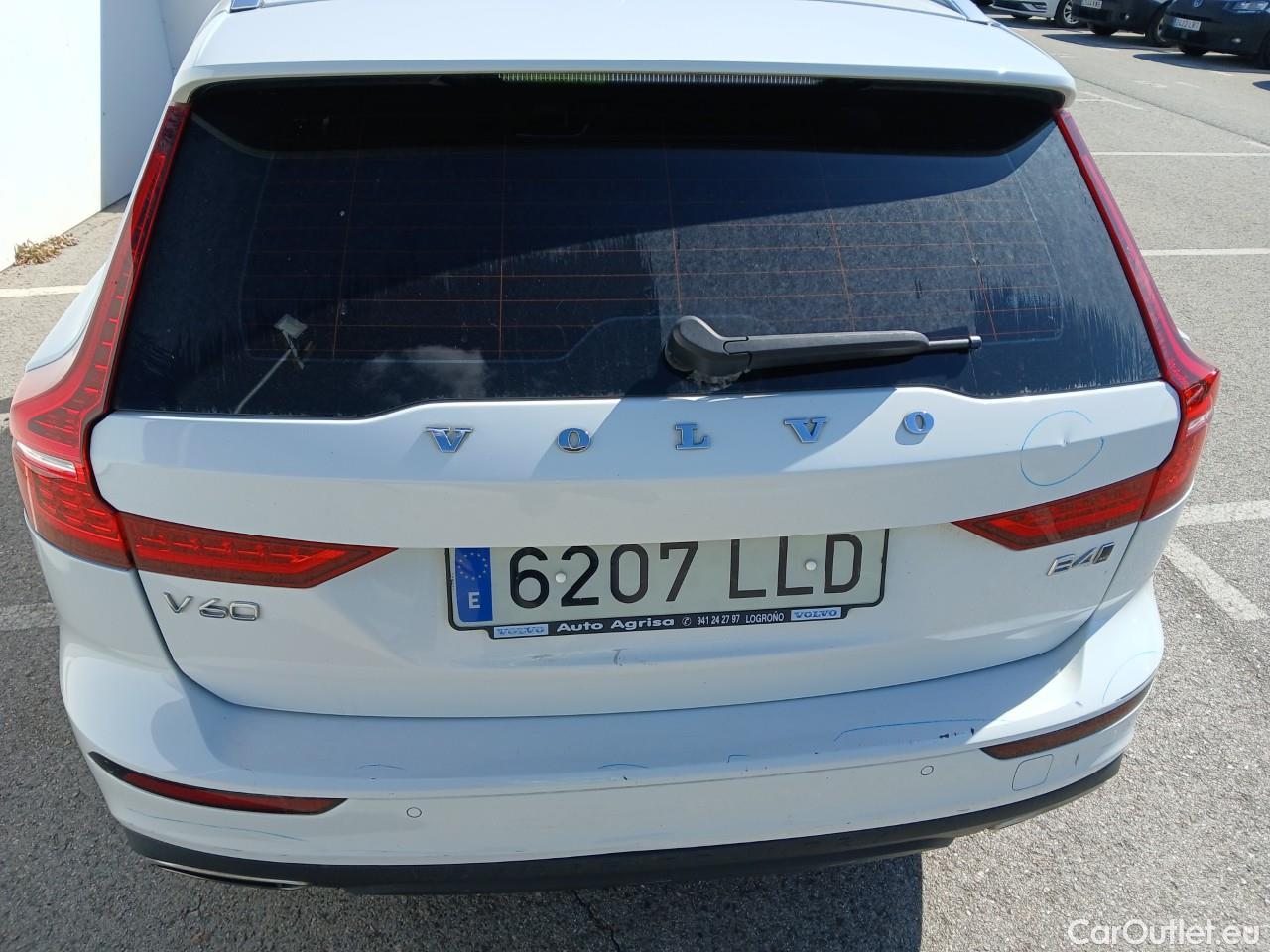 Volvo  V60  Cross Country Pro AWD 2.0 D4 190CV AT8 E6dT #37