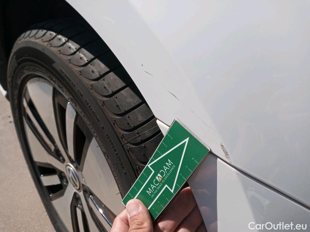  Volkswagen  Golf  VII Berlina e-35kWh #27