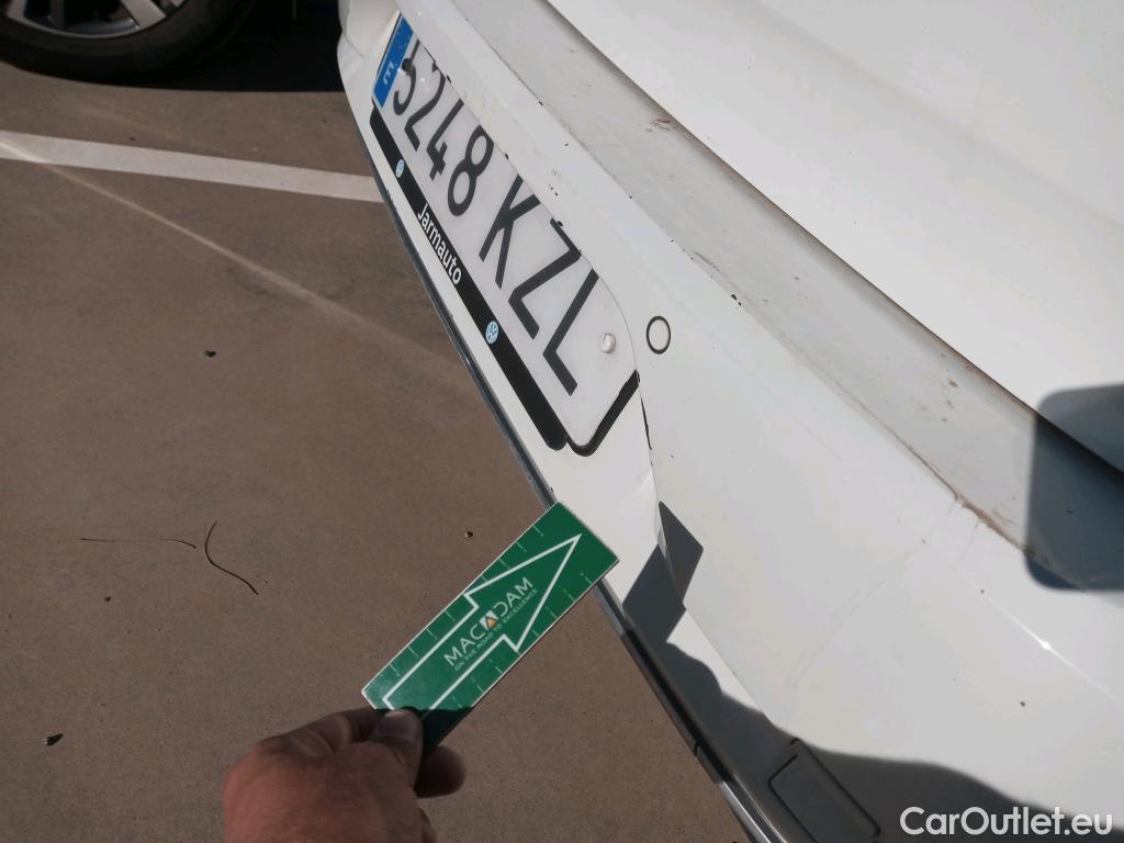  Volkswagen  Golf  VII Berlina e-35kWh #36